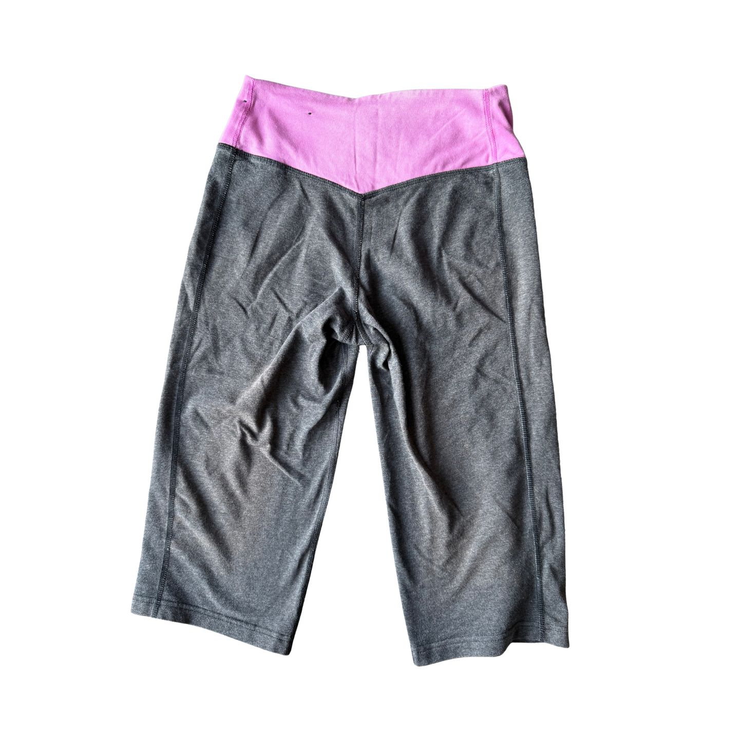 VINTAGE NIKE DARK GREY CAPRISWITH PURPLE WAISTBAND